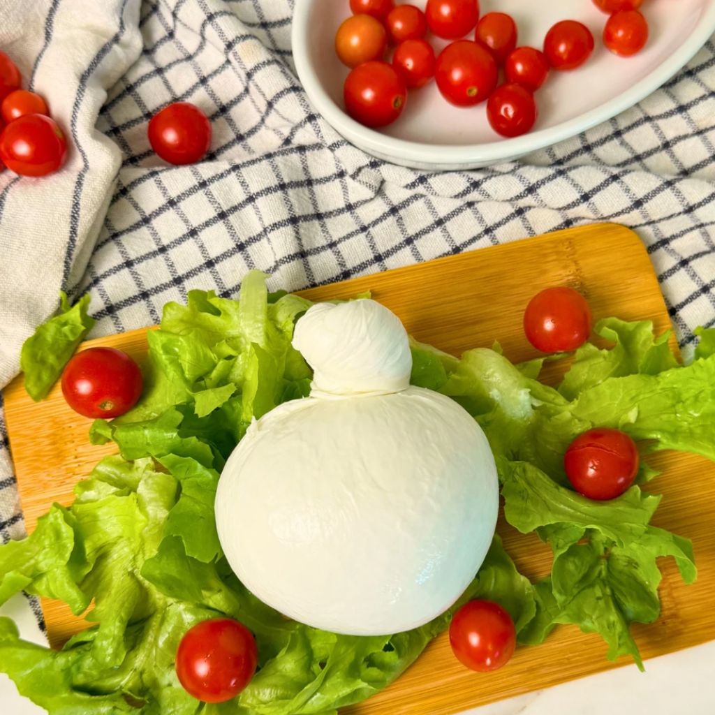 Small Creamy Burrata [ 150g ] 