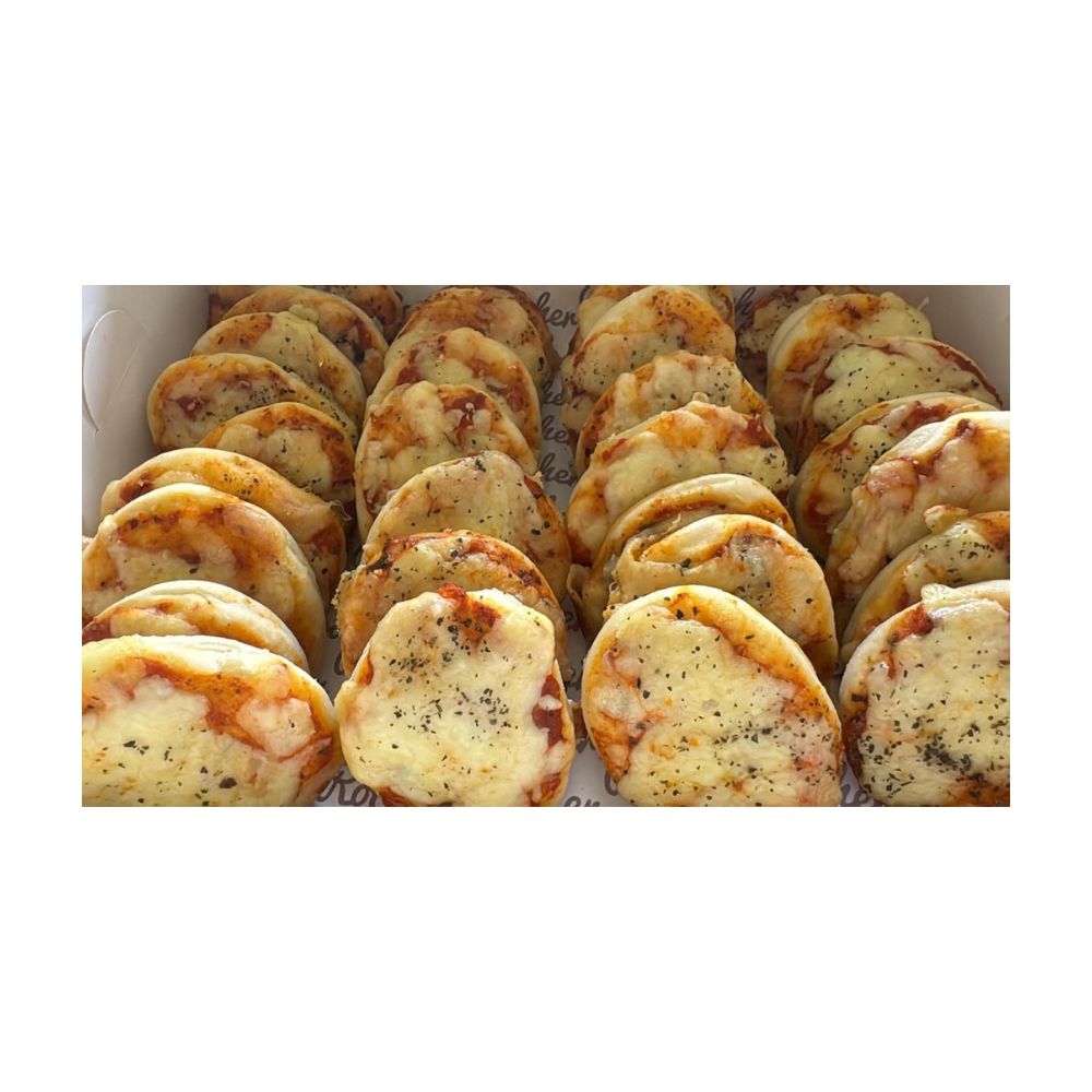 Rocher Bakes  - Margherita Pizza [ Box ]